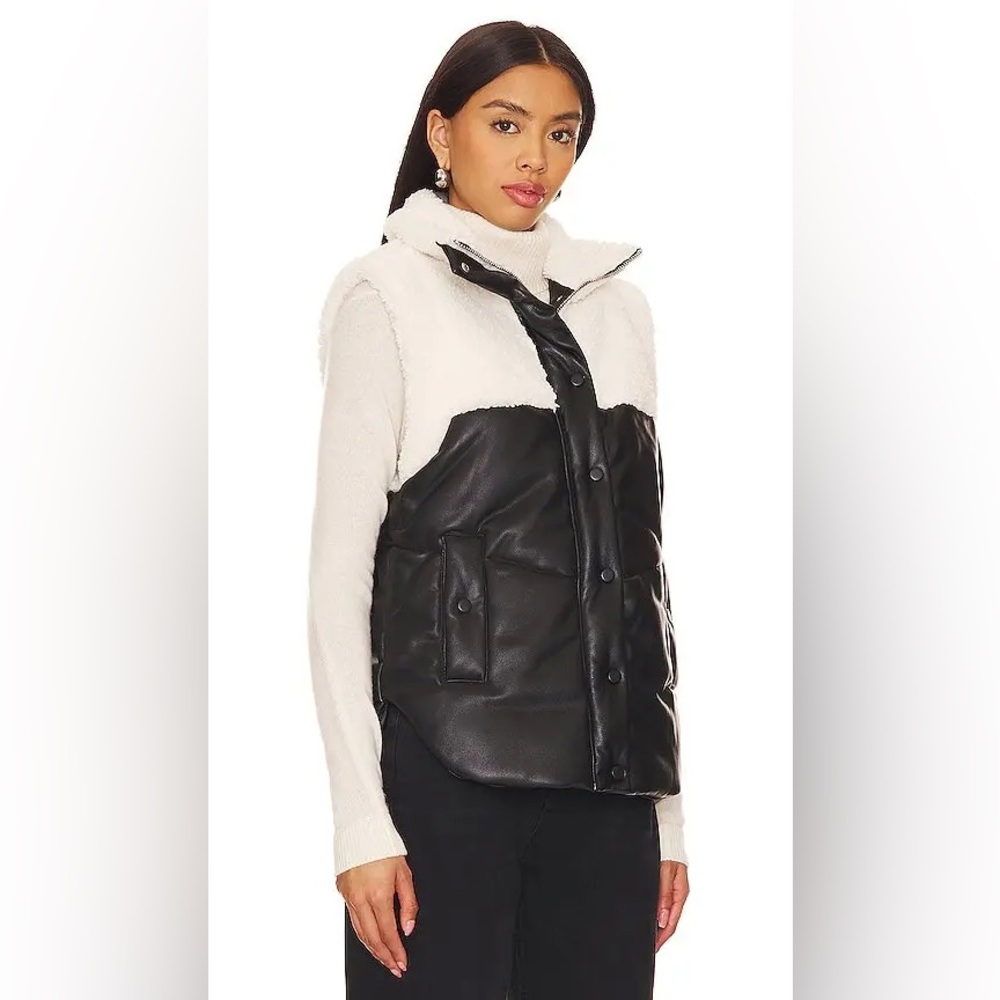 BLANKNYC Vest Sherpa Coat Vegan Leather Jacket Size XS Oversized NWT Retail $128